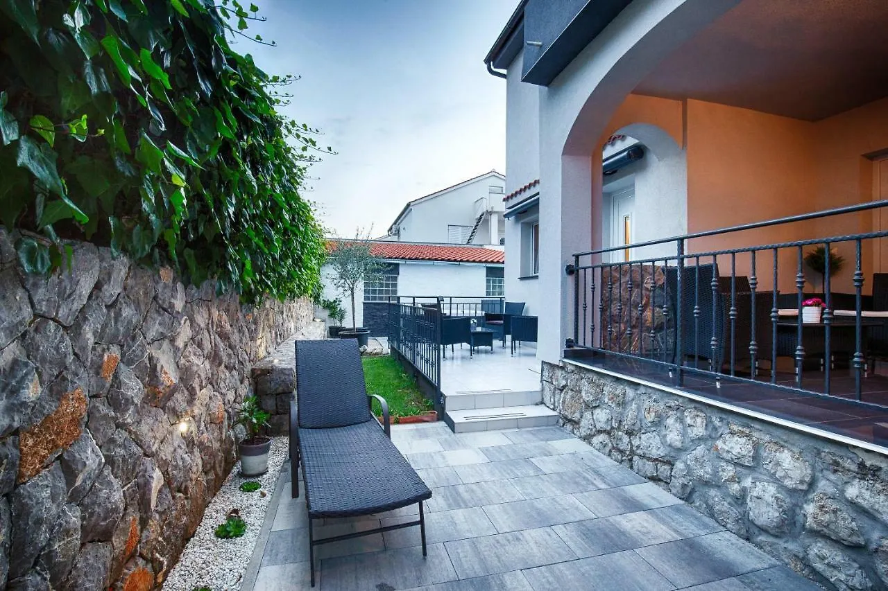 Vilaveja Krk Town Kroatien